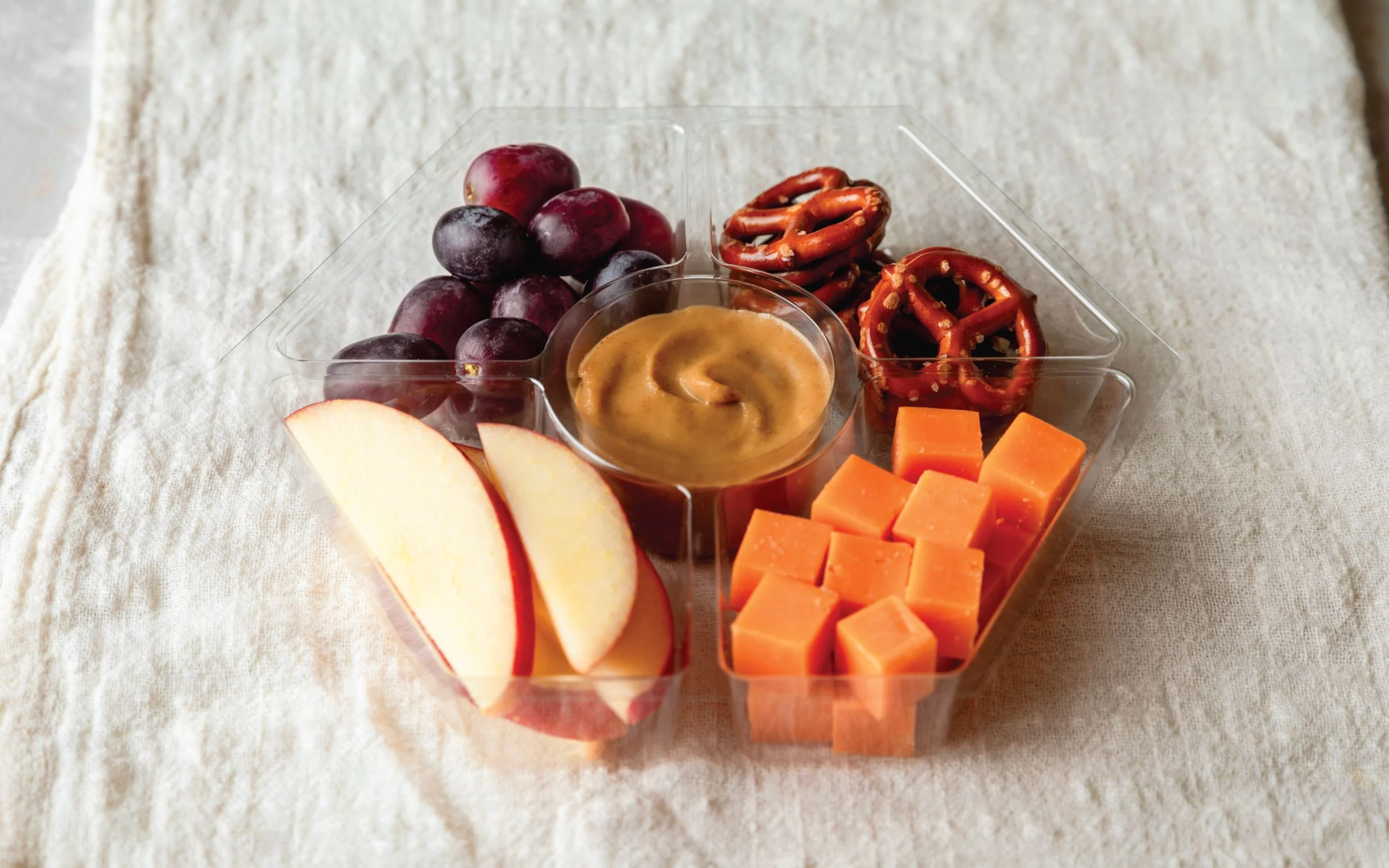 Apples & Cheddar Snack Pack - Image 3